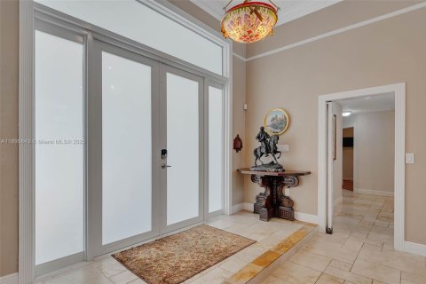 House in Palmetto Bay, Florida 5 bedrooms, 328.41 sq.m. № 1948839 - photo 14