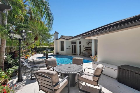 House in Palmetto Bay, Florida 5 bedrooms, 328.41 sq.m. № 1948839 - photo 20