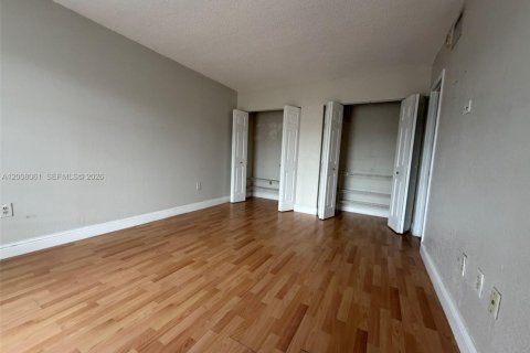Купить кондоминиум в Хайалиа, Флорида 2 спальни, 98.48м2, № 2170877 - фото 17
