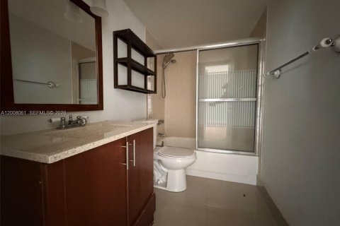 Купить кондоминиум в Хайалиа, Флорида 2 спальни, 98.48м2, № 2170877 - фото 13