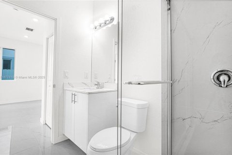 Townhouse in Miami, Florida 5 bedrooms, 233.93 sq.m. № 1980745 - photo 7