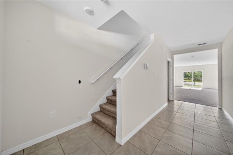 House in Winter Haven, Florida 5 bedrooms, 234.3 sq.m. № 2195253 - photo 7