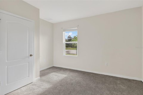 House in Winter Haven, Florida 5 bedrooms, 234.3 sq.m. № 2195253 - photo 27