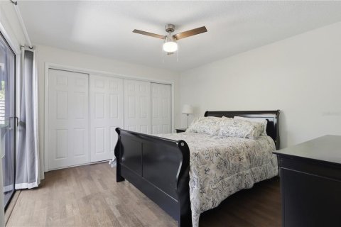 Villa ou maison à vendre à Wesley Chapel, Floride: 3 chambres, 164.62 m2 № 2397024 - photo 11