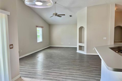 Casa en alquiler en Palm Coast, Florida, 3 dormitorios, 193.05 m2 № 2105210 - foto 15