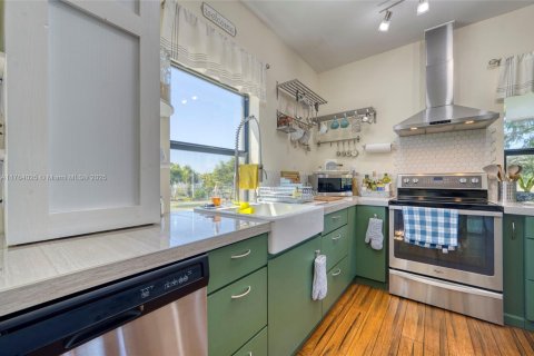 House in Homestead, Florida 3 bedrooms, 133.78 sq.m. № 1830879 - photo 15