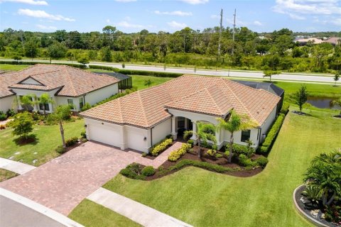Casa en venta en Venice, Florida, 4 dormitorios, 219.71 m2 № 1784434 - foto 1