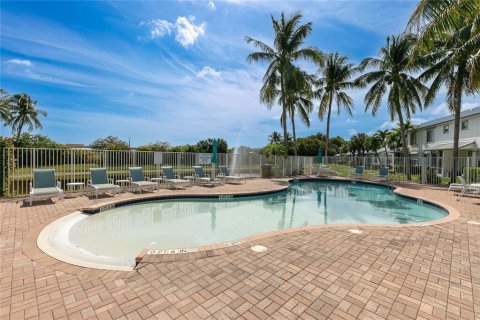 Townhouse in Delray Beach, Florida 3 bedrooms, 115.76 sq.m. № 1161717 - photo 1