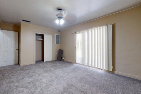 Casa en venta en Okeechobee, Florida, 3 dormitorios, 123.75 m2 № 2172313 - foto 15