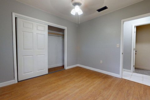 Casa en venta en Okeechobee, Florida, 3 dormitorios, 123.75 m2 № 2172313 - foto 13