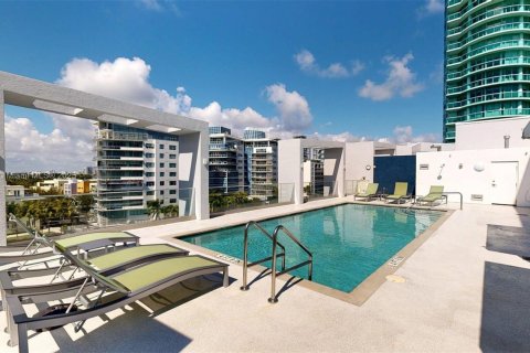 Купить кондоминиум в Майами-Бич, Флорида 2 спальни, 117.99м2, № 1951477 - фото 12