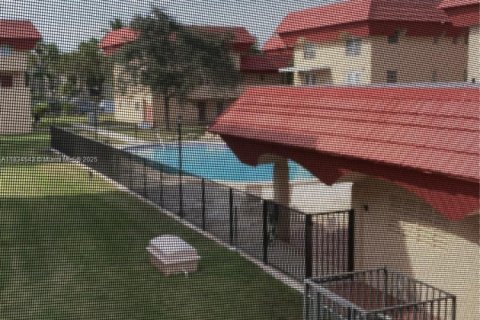 Apartment in Miami, Florida 2 bedrooms, 106.84 sq.m. № 1958658 - photo 15