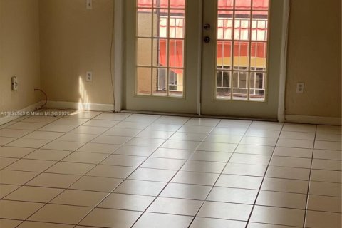 Apartment in Miami, Florida 2 bedrooms, 106.84 sq.m. № 1958658 - photo 4