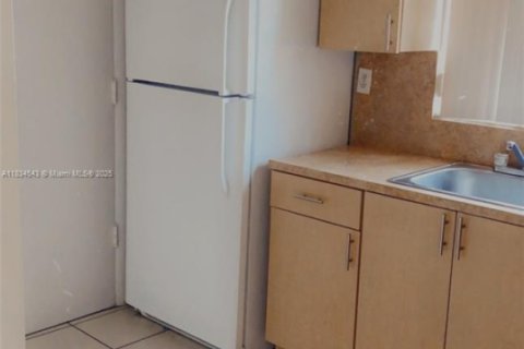 Apartment in Miami, Florida 2 bedrooms, 106.84 sq.m. № 1958658 - photo 3