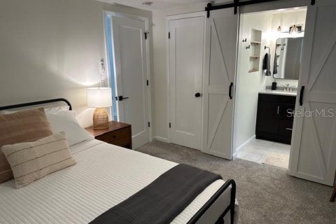 Villa ou maison à louer à Sarasota, Floride: 3 chambres, 105.07 m2 № 2330543 - photo 8
