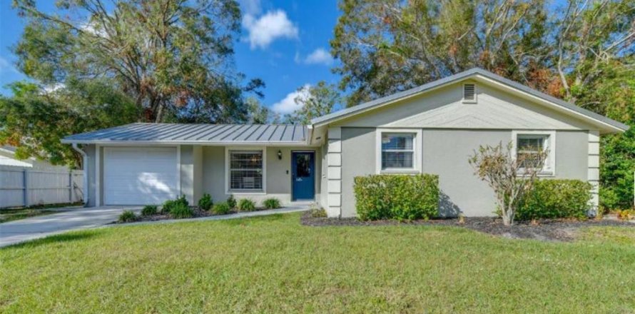 Villa ou maison à Sarasota, Floride 3 chambres, 105.07 m2 № 2330543