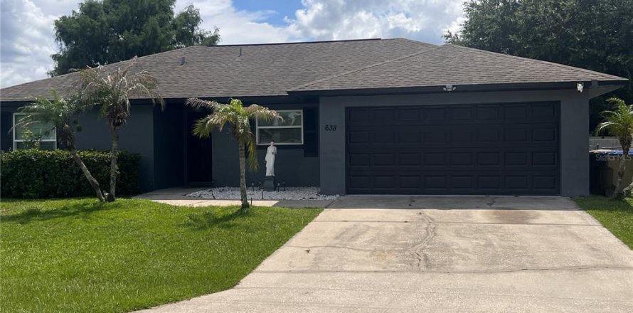 House in Kissimmee, Florida 3 bedrooms, 108.7 sq.m. № 2221985