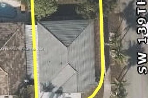 Villa ou maison à vendre à Miami, Floride: 3 chambres, 138.61 m2 № 1984196 - photo 1