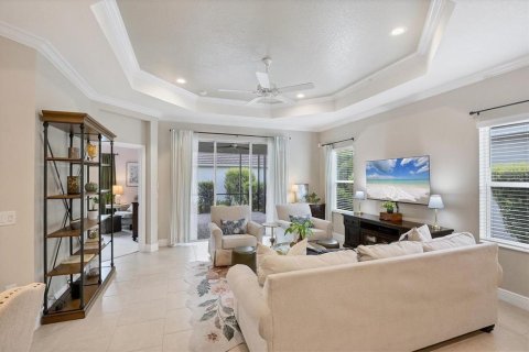 House in Bradenton, Florida 2 bedrooms, 150.22 sq.m. № 1837908 - photo 7
