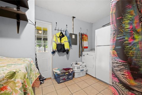 House in Gainesville, Florida 3 bedrooms, 84.73 sq.m. № 1831142 - photo 15