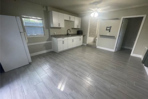 Apartment in Bradenton, Florida 2 rooms, 37.16 sq.m. № 2213022 - photo 3