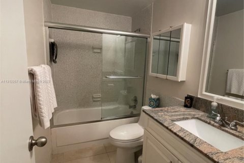 Copropriété à louer à Hollywood, Floride: 44.59 m2 № 1859819 - photo 6