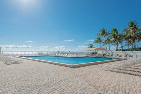Copropriété à louer à Hollywood, Floride: 44.59 m2 № 1859819 - photo 9