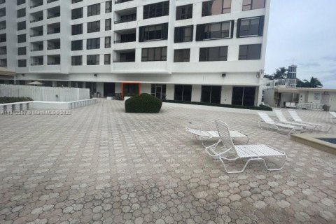 Copropriété à louer à Hollywood, Floride: 44.59 m2 № 1859819 - photo 8