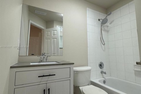 Condominio en venta en Homestead, Florida, 3 dormitorios, 134.89 m2 № 2040442 - foto 15