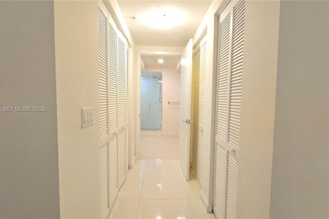 Condominio en alquiler en Doral, Florida, 1 dormitorio, 91.88 m2 № 2026764 - foto 16