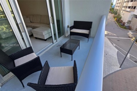 Condominio en alquiler en Doral, Florida, 1 dormitorio, 91.88 m2 № 2026764 - foto 13