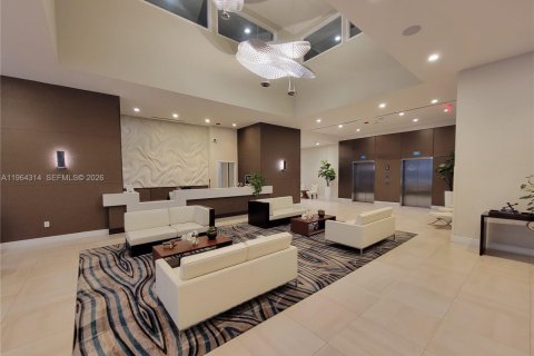 Condominio en alquiler en Doral, Florida, 1 dormitorio, 91.88 m2 № 2026764 - foto 4