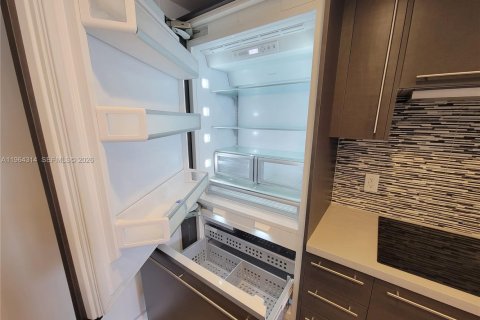 Condominio en alquiler en Doral, Florida, 1 dormitorio, 91.88 m2 № 2026764 - foto 8