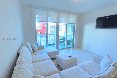 Condominio en alquiler en Doral, Florida, 1 dormitorio, 91.88 m2 № 2026764 - foto 11