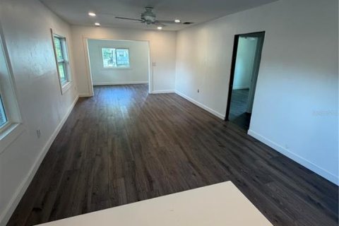 Villa ou maison à vendre à St. Lucie, Floride: 2 chambres, 101.45 m2 № 2215241 - photo 7