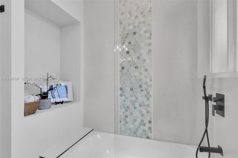 Купить виллу или дом в Ки-Ларго, Флорида 3 спальни, № 1997608 - фото 23