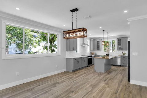 Купить виллу или дом в Ки-Ларго, Флорида 3 спальни, № 1997608 - фото 9