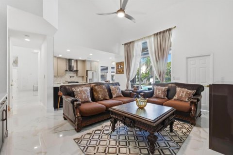 Villa ou maison à vendre à Coral Springs, Floride: 5 chambres, 259.01 m2 № 2087465 - photo 12