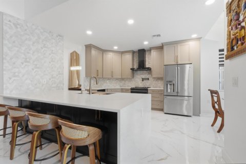 Villa ou maison à vendre à Coral Springs, Floride: 5 chambres, 259.01 m2 № 2087465 - photo 7