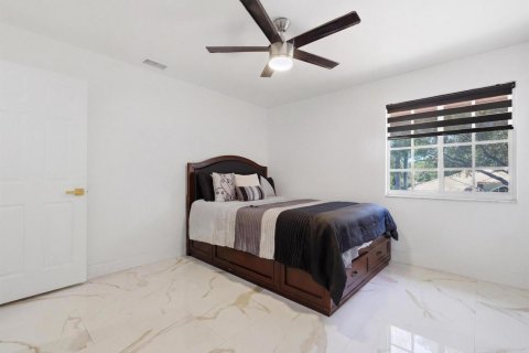 Villa ou maison à vendre à Coral Springs, Floride: 5 chambres, 259.01 m2 № 2087465 - photo 29