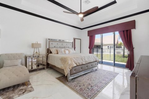 Villa ou maison à vendre à Coral Springs, Floride: 5 chambres, 259.01 m2 № 2087465 - photo 18