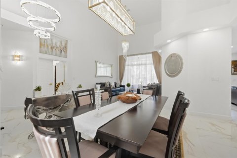 Villa ou maison à vendre à Coral Springs, Floride: 5 chambres, 259.01 m2 № 2087465 - photo 10