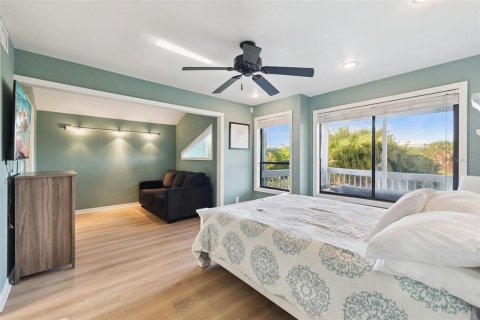 Villa ou maison à vendre à New Smyrna Beach, Floride: 4 chambres, 253.07 m2 № 2121432 - photo 22