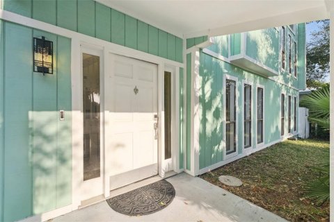 Villa ou maison à vendre à New Smyrna Beach, Floride: 4 chambres, 253.07 m2 № 2121432 - photo 6