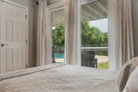 Villa ou maison à vendre à New Smyrna Beach, Floride: 4 chambres, 253.07 m2 № 2121432 - photo 12