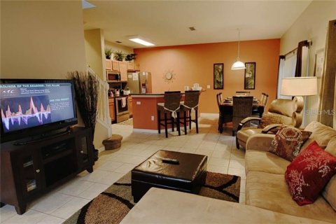 Casa en alquiler en Kissimmee, Florida, 4 dormitorios, 151.99 m2 № 1906110 - foto 7