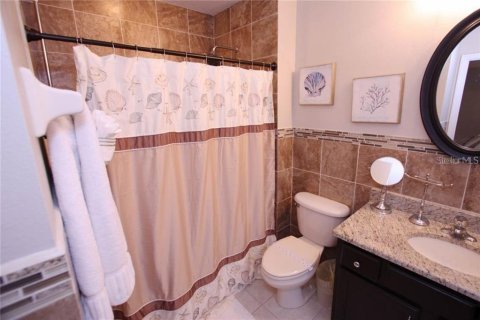 Casa en alquiler en Kissimmee, Florida, 4 dormitorios, 151.99 m2 № 1906110 - foto 14