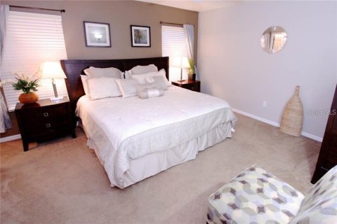 Casa en alquiler en Kissimmee, Florida, 4 dormitorios, 151.99 m2 № 1906110 - foto 11