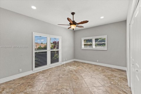 Casa en venta en Weston, Florida, 4 dormitorios, 315.59 m2 № 1983141 - foto 27