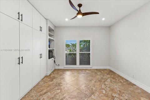Casa en venta en Weston, Florida, 4 dormitorios, 315.59 m2 № 1983141 - foto 26